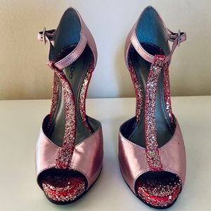 Vintage Bebe Pink Metallic Glitter Heels